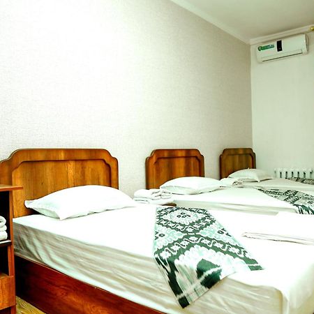 Hotel Mir Адрес Abu Ali Ibn Sino 4A Buchara Zewnętrze zdjęcie