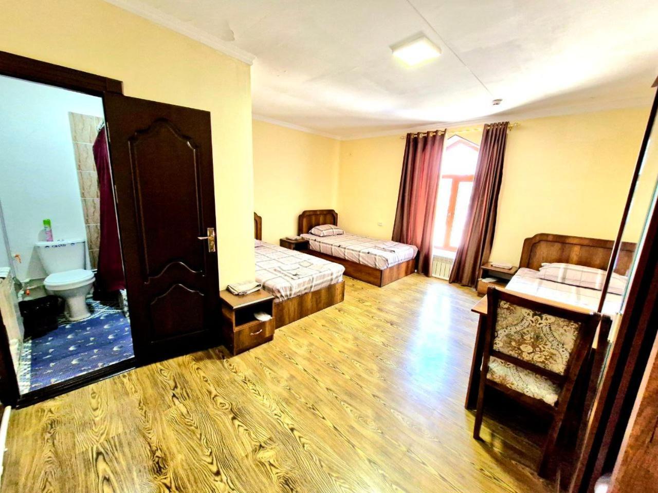 Hotel Mir Адрес Abu Ali Ibn Sino 4A Buchara Zewnętrze zdjęcie